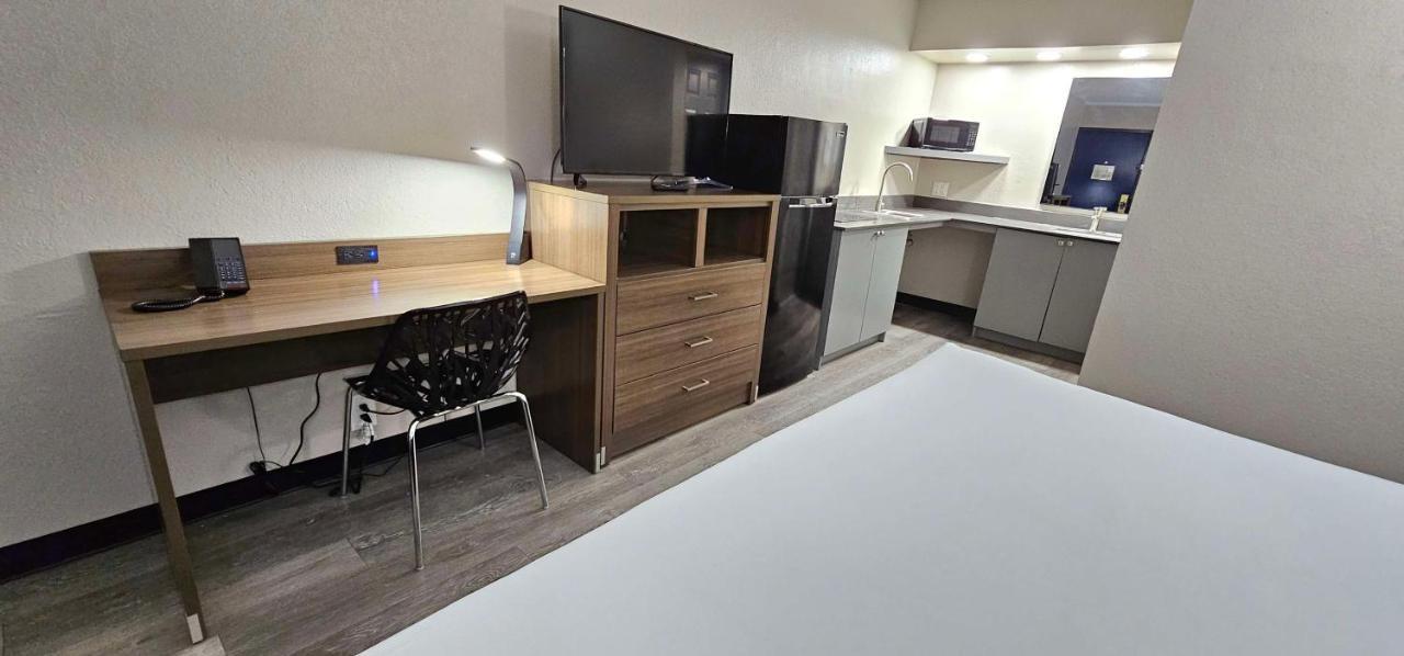 Surestay Studio By Best Western Victoria Exterior foto